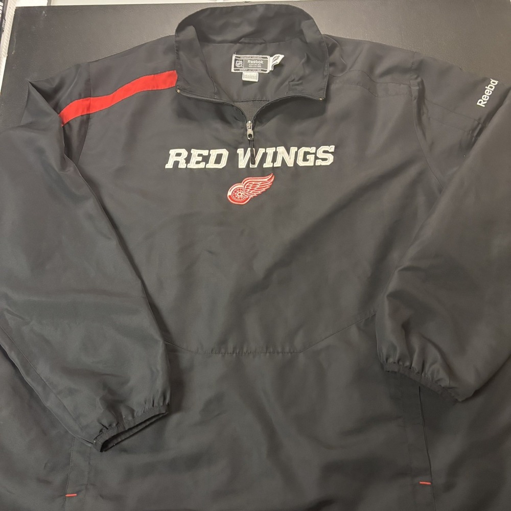 Red Wings Hockey Reebox Pullover 2XL Black Red Front Pocket Light Windbreaker‎